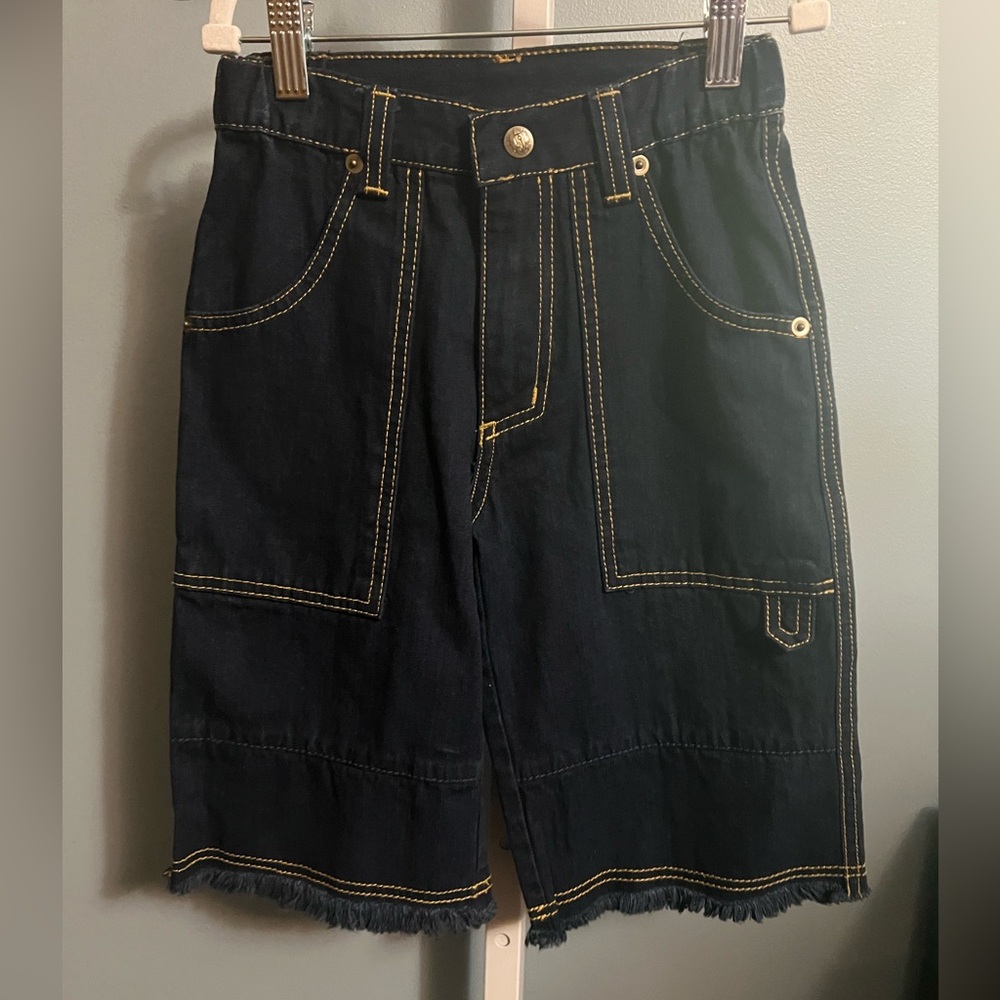 Charlie Rocket Dark Denim High-Waist Cargo Shorts with Contrast Stitching NWOT